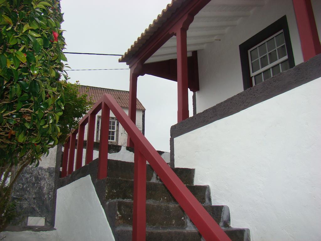 Casa Das Pedras Altas Lajes do Pico Bagian luar foto